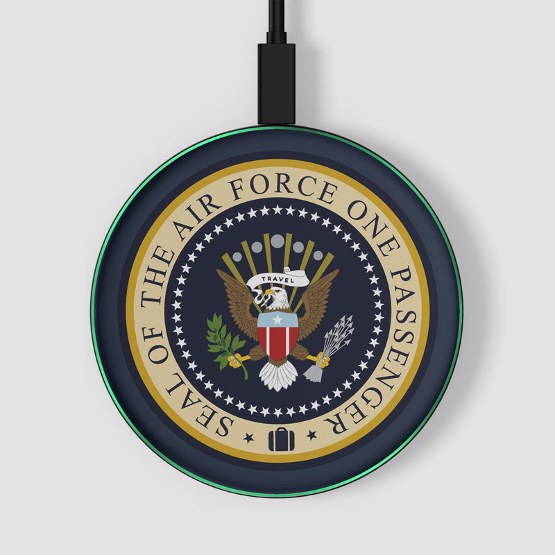 air-force-one-wireless-charger-top-view.jpg